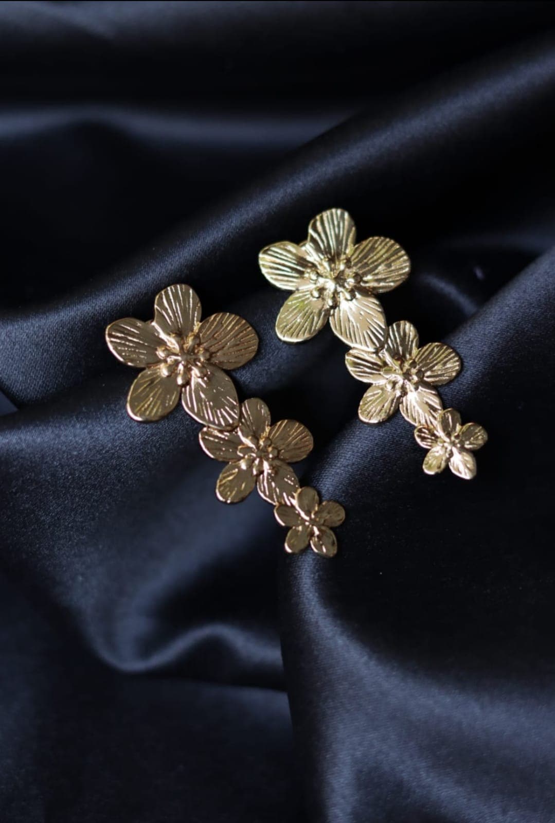 Triple Bloom Tiered Floral Drops