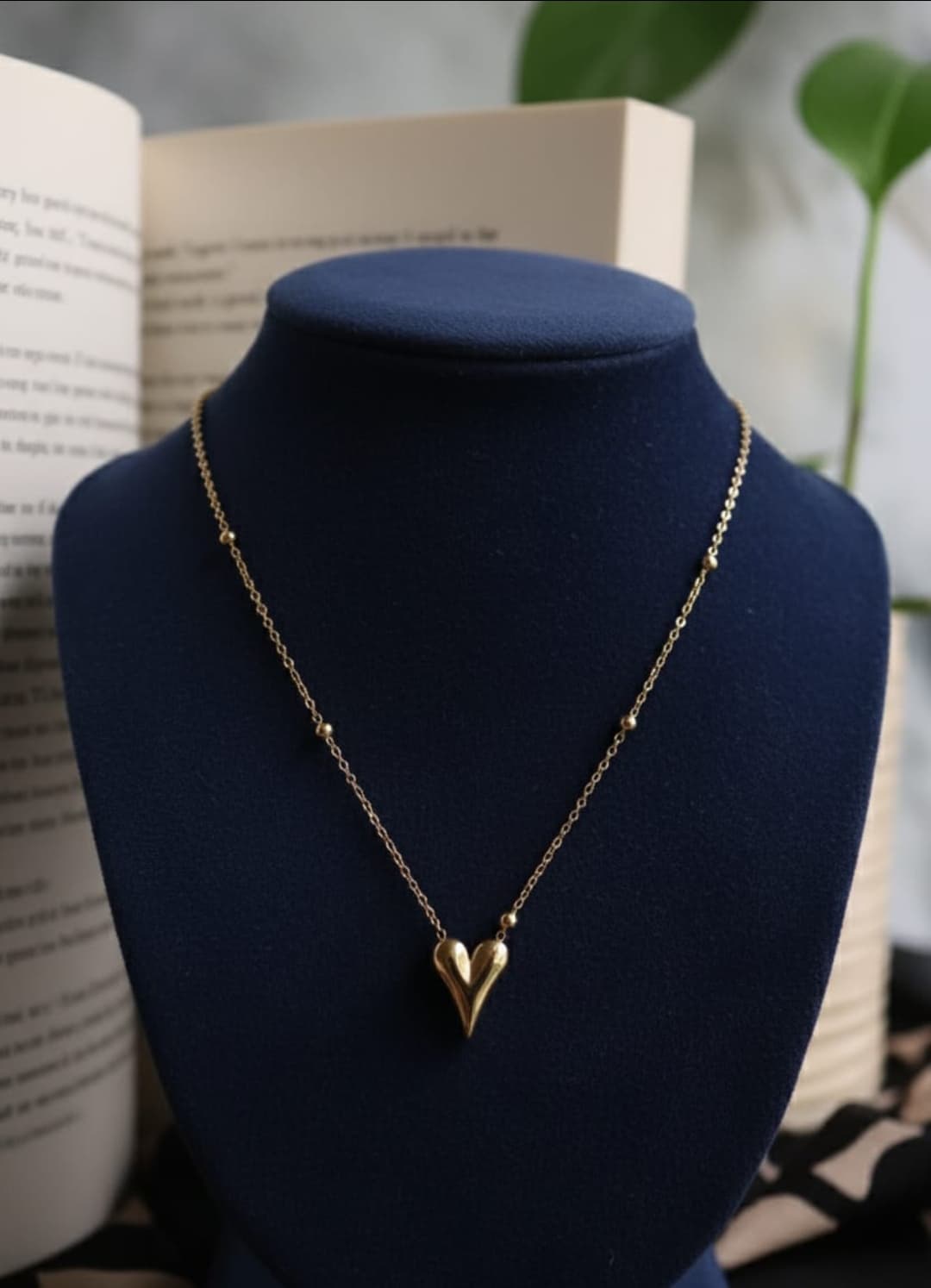 Aria Puffed Heart Station Necklace